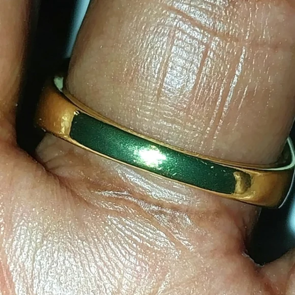 Gold and Silver Vintage Diamond Ring with Intricate Detailing Sz 11